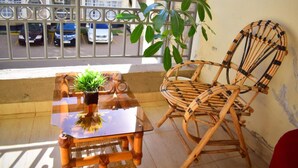 Apartemen, 3 kamar tidur | Balkon