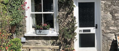 Cottage | Front of property