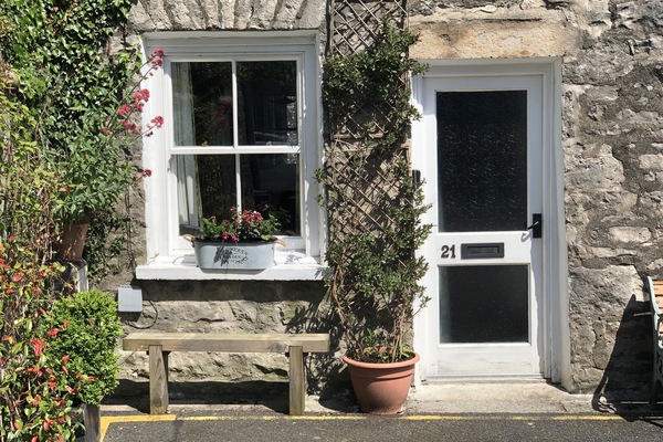 Cottage | Front of property