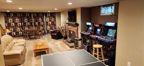 Games room - Family Friendly Mountain Townhouse in N. Woodstock (Woodstock)