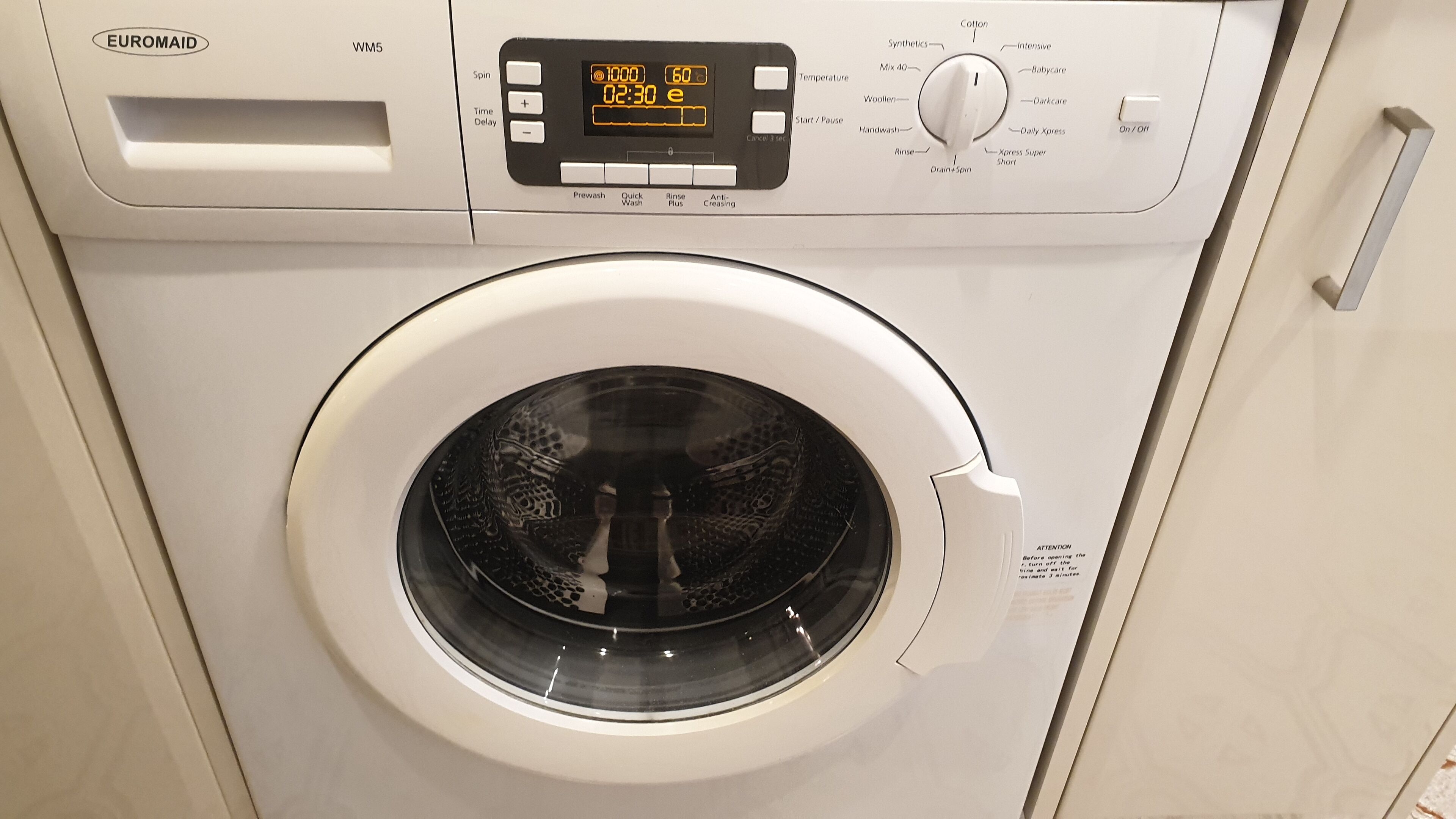 The Altura Apartment \"10 mins from Airport\" — image 3