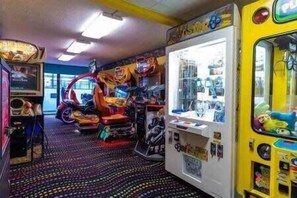 Game room - Landmark King Suite 850 (Myrtle Beach)
