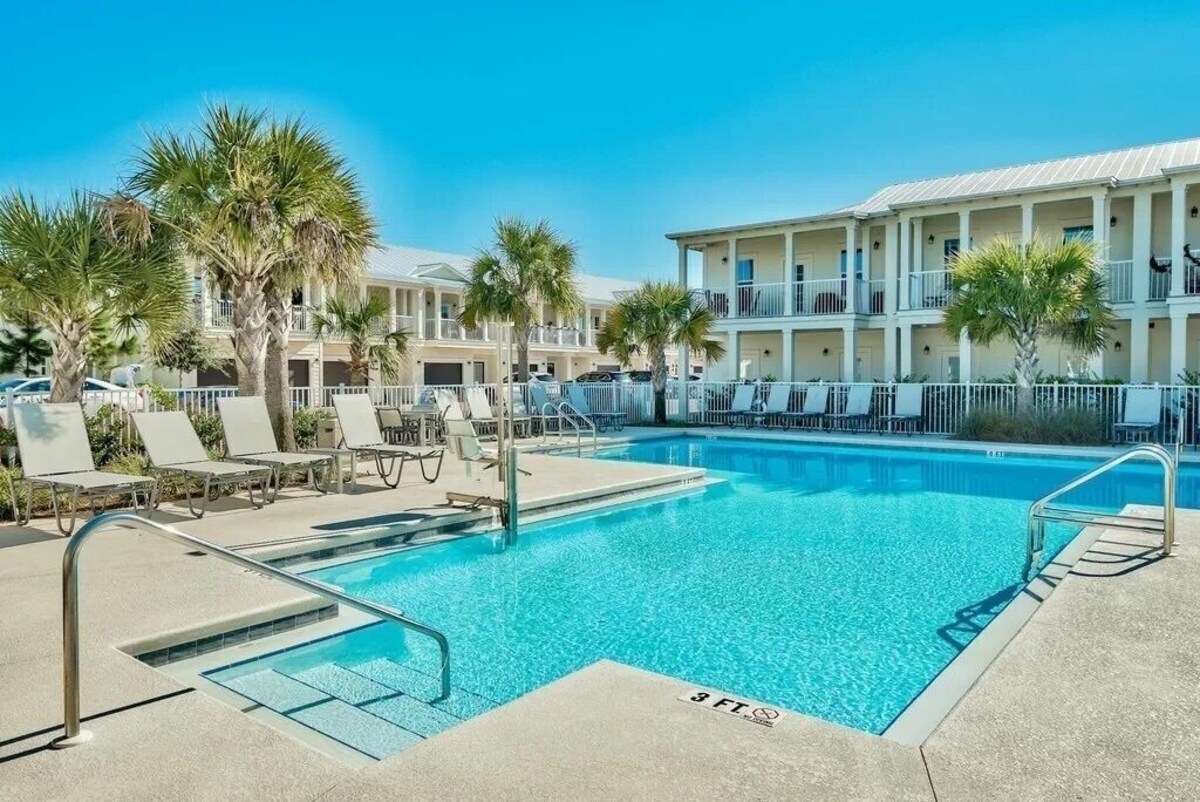 Photo 2 of Destin Family Beach Townhouse