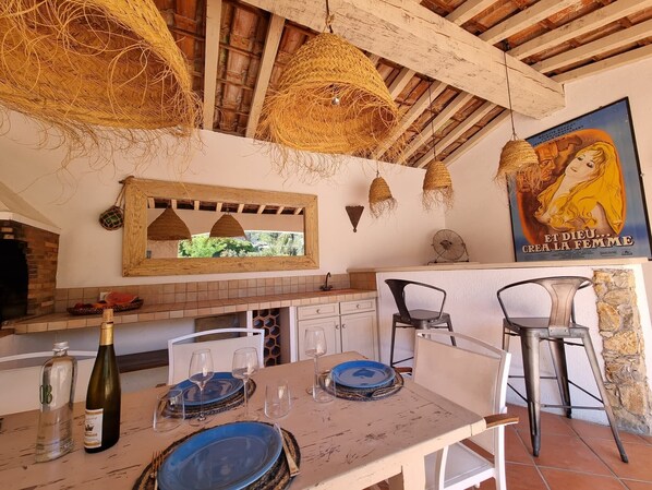 تناول الطعام