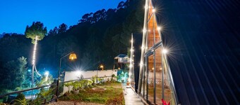 Paradise Pool Resort