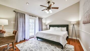 4 bedrooms, desk, iron/ironing board, free WiFi