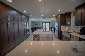 บ้านพัก (South Miami Luxury House with Hot Tub) | บริเวณภายนอก