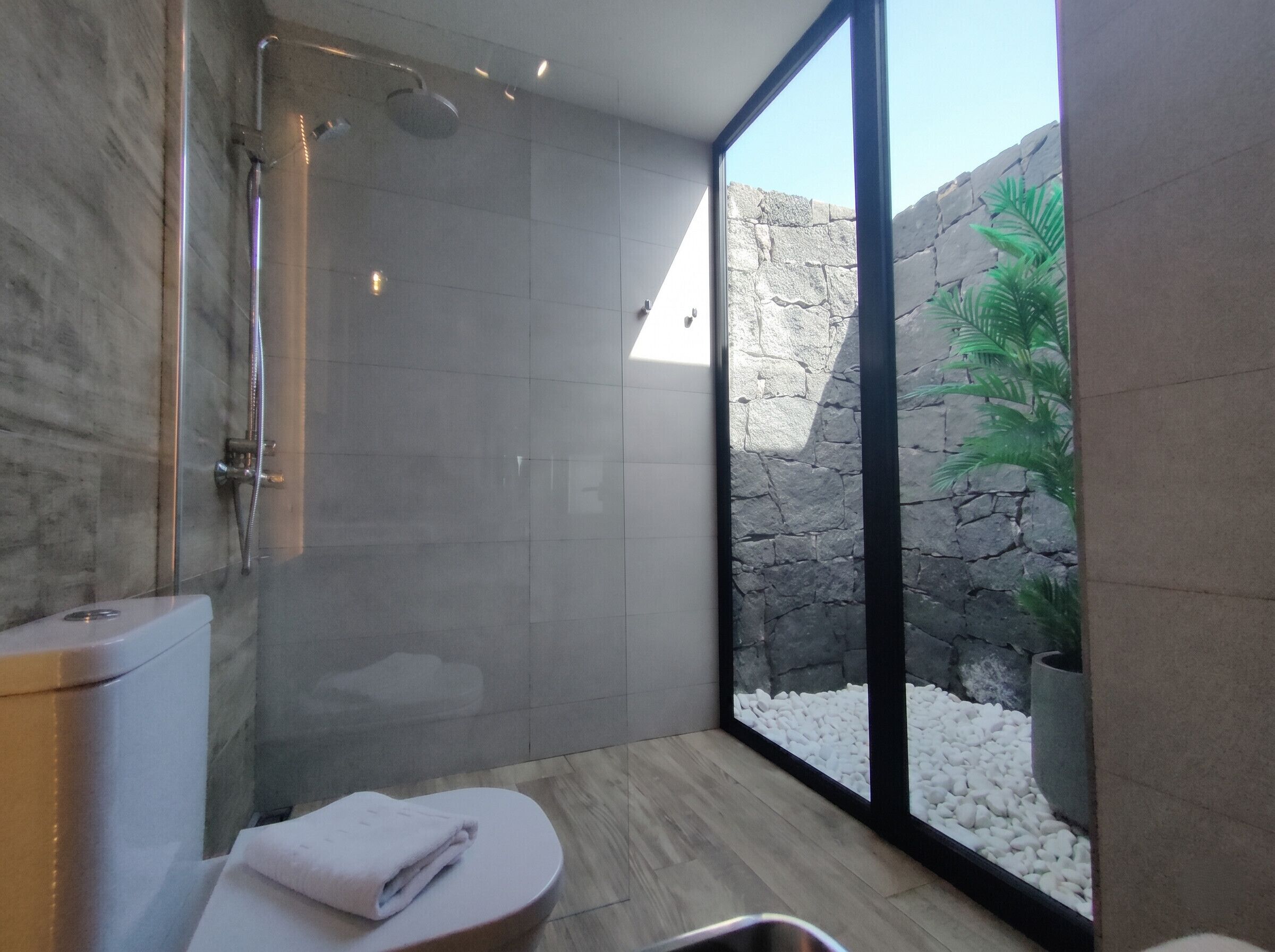 Een douche, een haardroger
