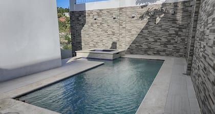 Gulfview Townhouse With Pool and Jacuzzi