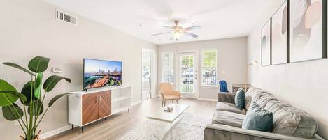 Télévision, espaces bureaux