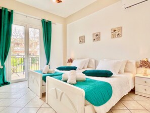 8 bedrooms, iron/ironing board, free WiFi, bed sheets