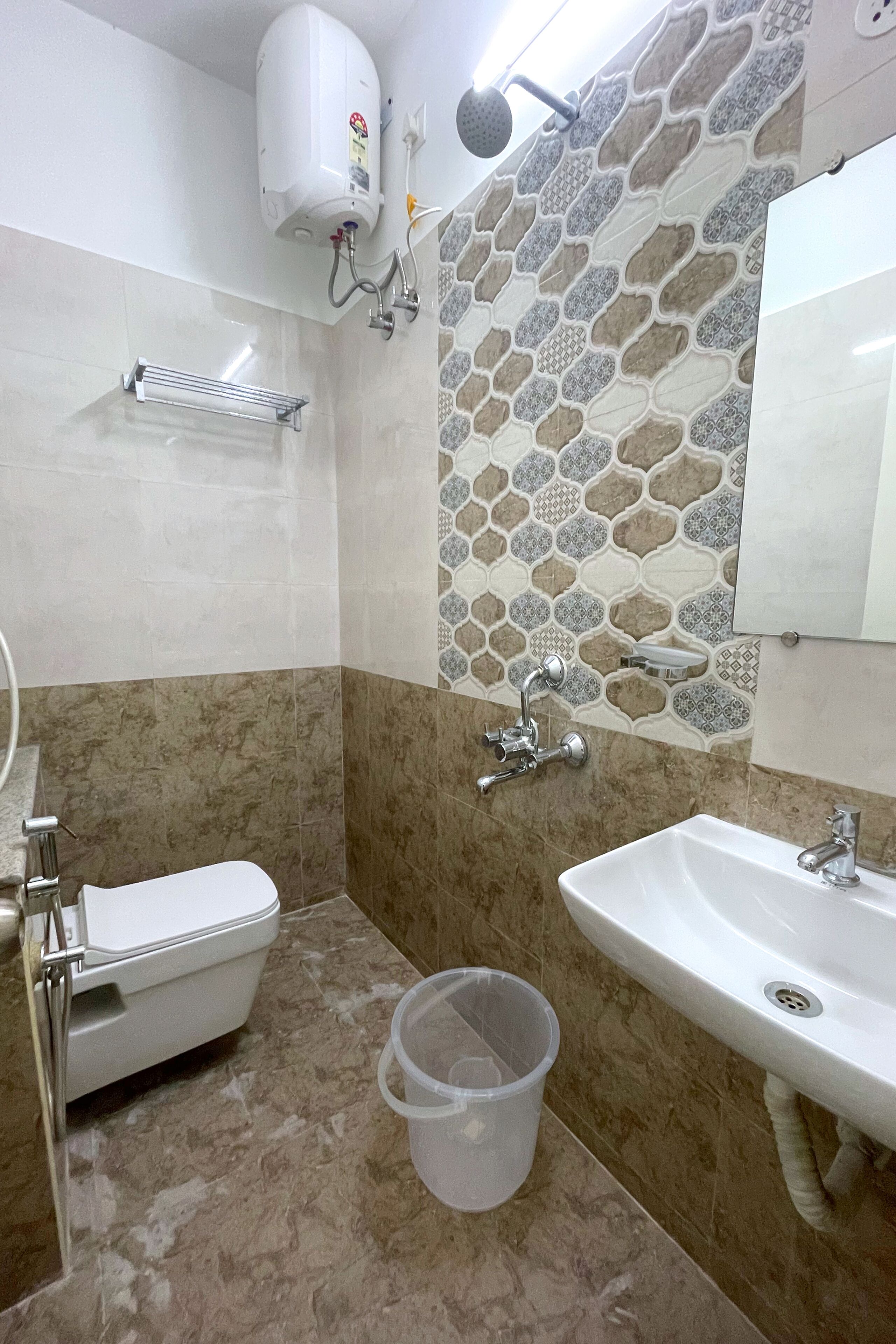 Foto - K11 Express - Opp Express Avenue