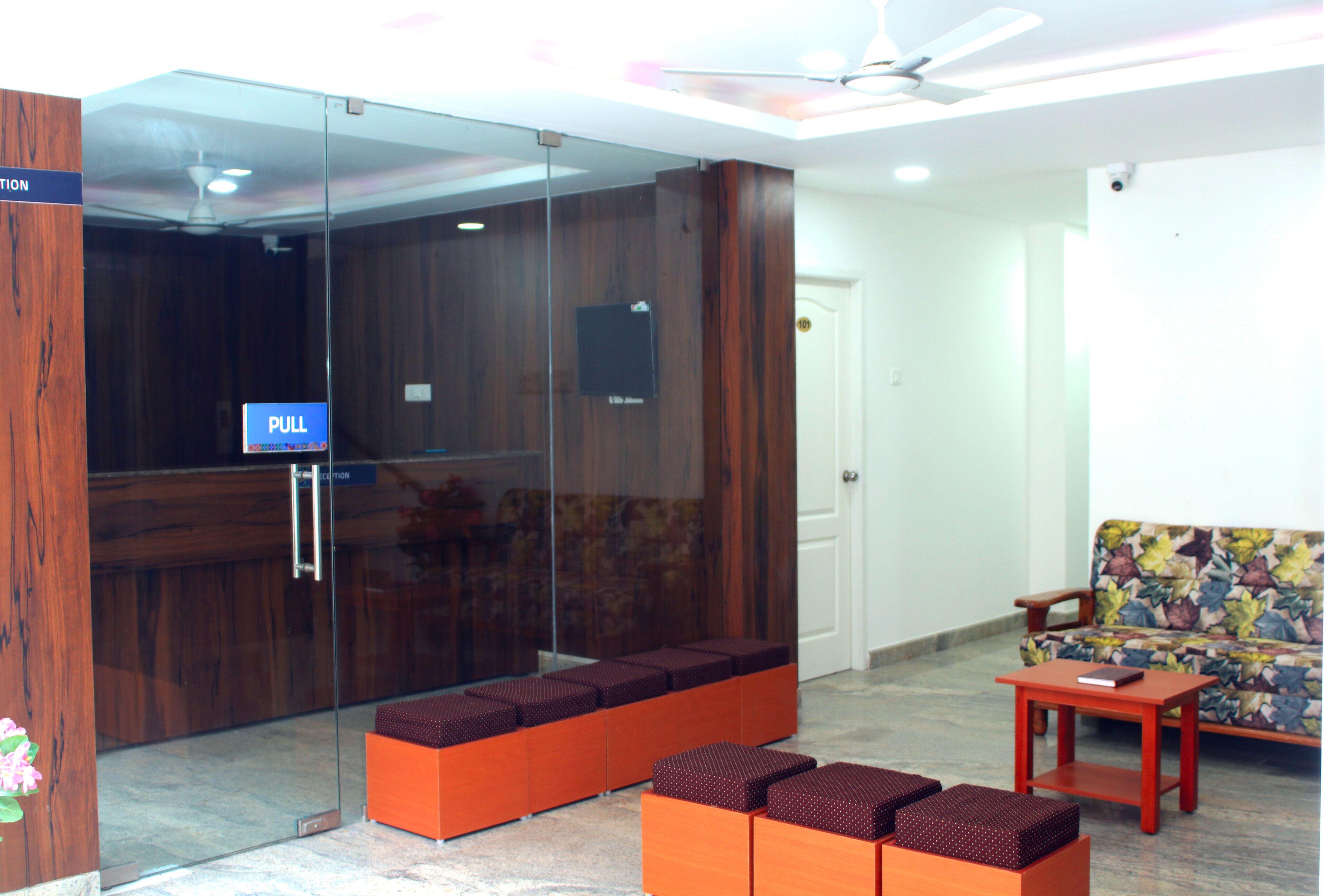 Foto - K11 Express - Opp Express Avenue