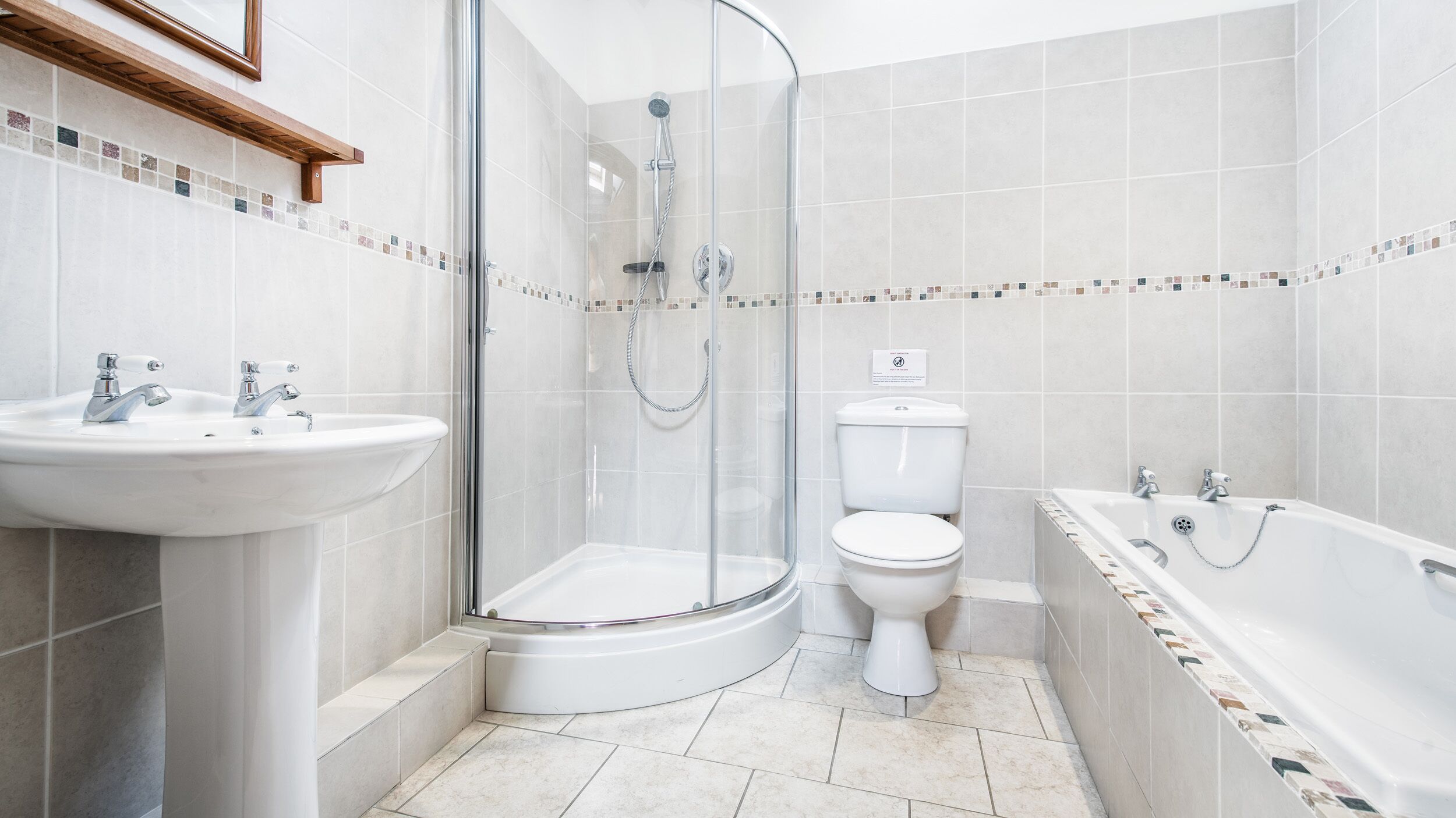 Ferienhaus | Badezimmer | Dusche