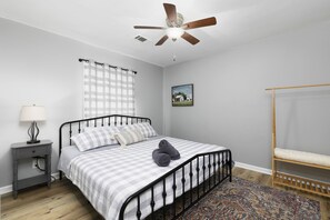 3 bedrooms, iron/ironing board, free WiFi, bed sheets