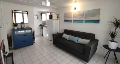Vacation home, close to all amenities, 5 minutes from the beach! GRUISSAN