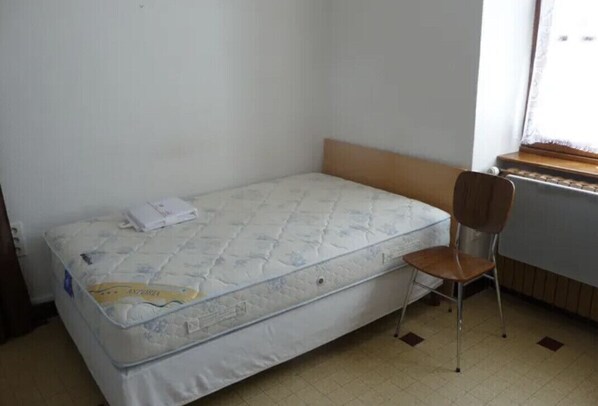 2 bedrooms