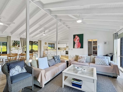 Pet-friendly Private Retreat with Large Backyard