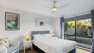 4 dormitorios, tabla de planchar con plancha, wifi y ropa de cama