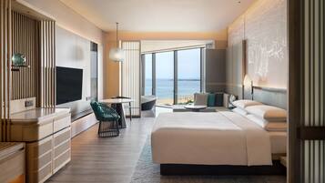 Room, 1 King Bed, Ocean View (Oceanfront) | Premium bedding, down duvets, minibar, in-room safe