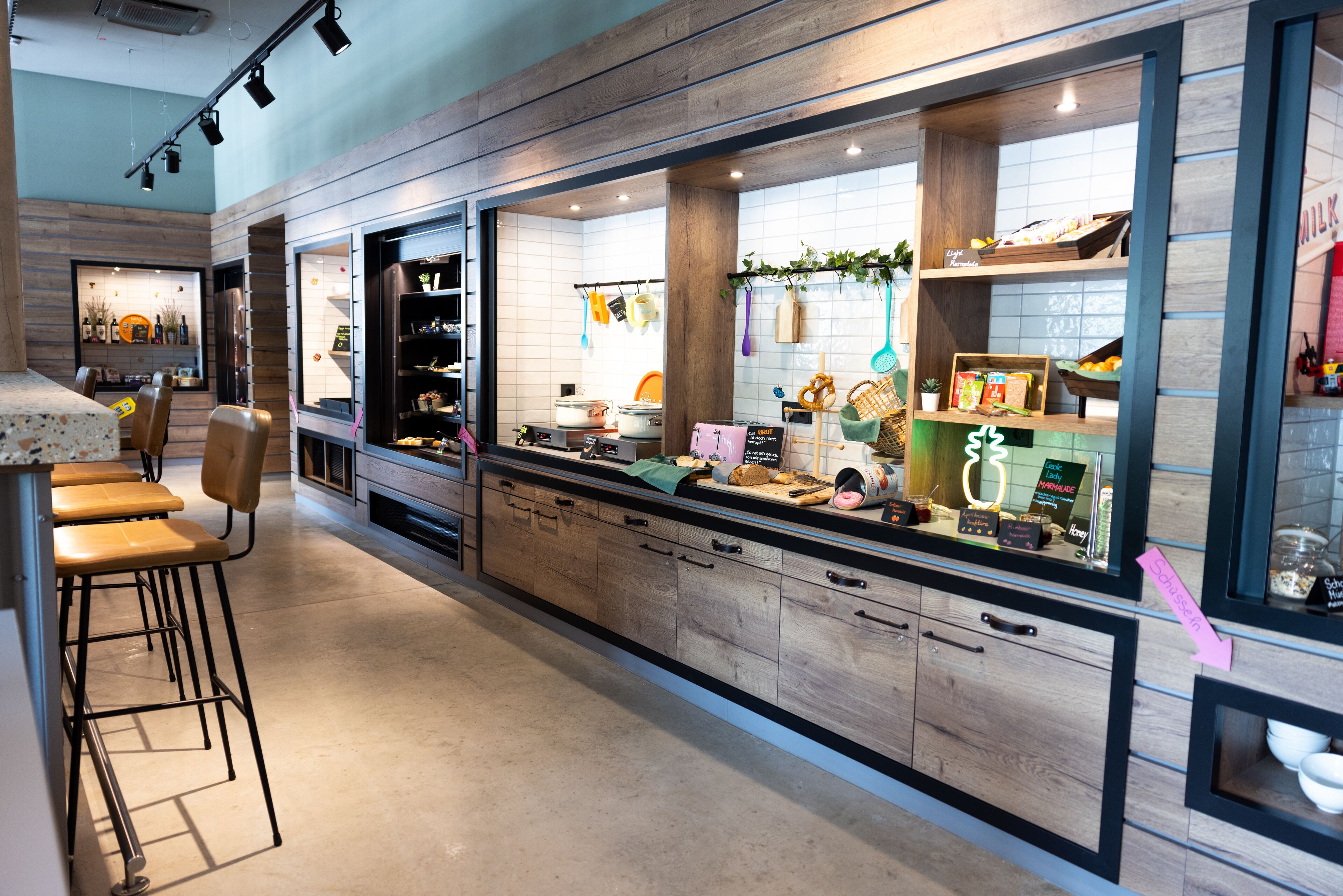 Dagelijks ontbijtbuffet (EUR 12 per persoon)