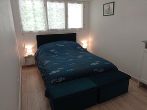 1 bedroom, iron/ironing board, travel crib, free WiFi