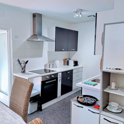 Modernised town house in the centre of Brantome, with a pretty garden