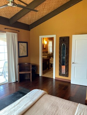 3 bedrooms, desk, free WiFi