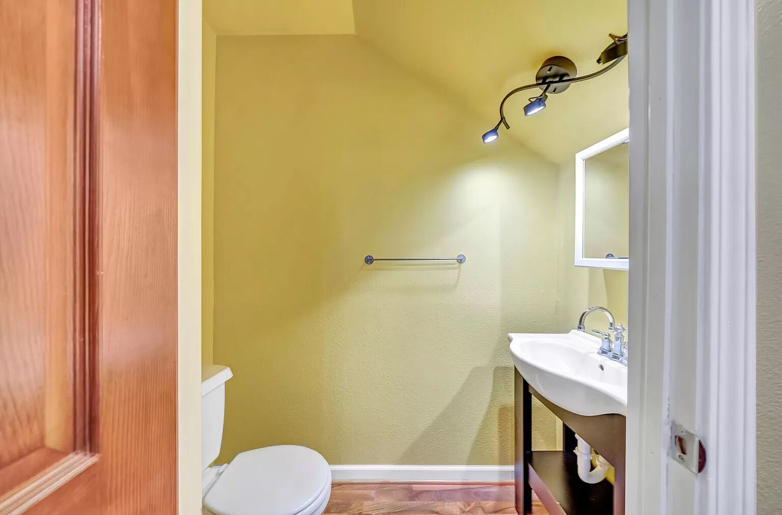 Hårtørrer, håndklæder