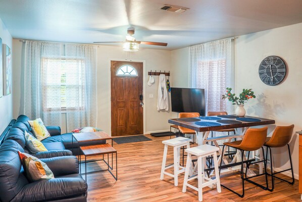 Unclassified image, 1 of 24, button