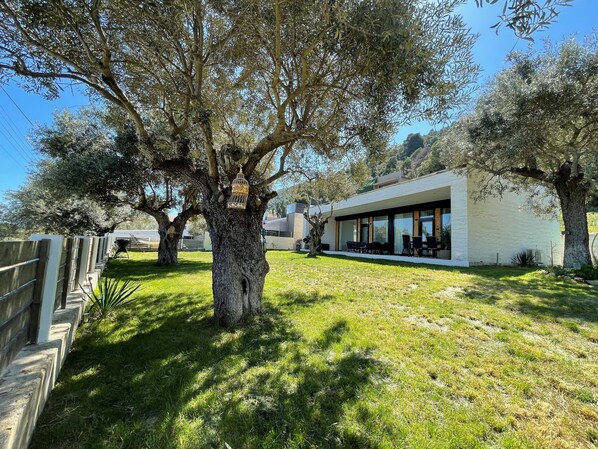 Terrace/patio - Krum's Little Secret Villa (Vourvourou)