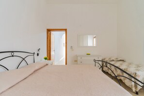 1 bedroom, iron/ironing board - Soleado Apartments - Bilo Vita by BarbarHouse (Porto Cesareo)