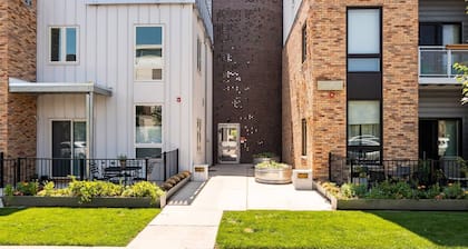 Downtown RiNo New Modern Condo