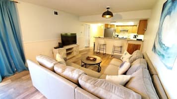 Condo, Multiple Beds | Living area