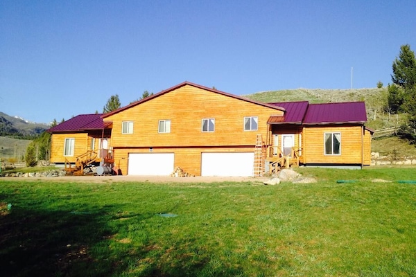 Front View of Townhouse (Maverick is on the left)