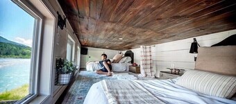 a riverfront retreat nestles on the Cowlitz River