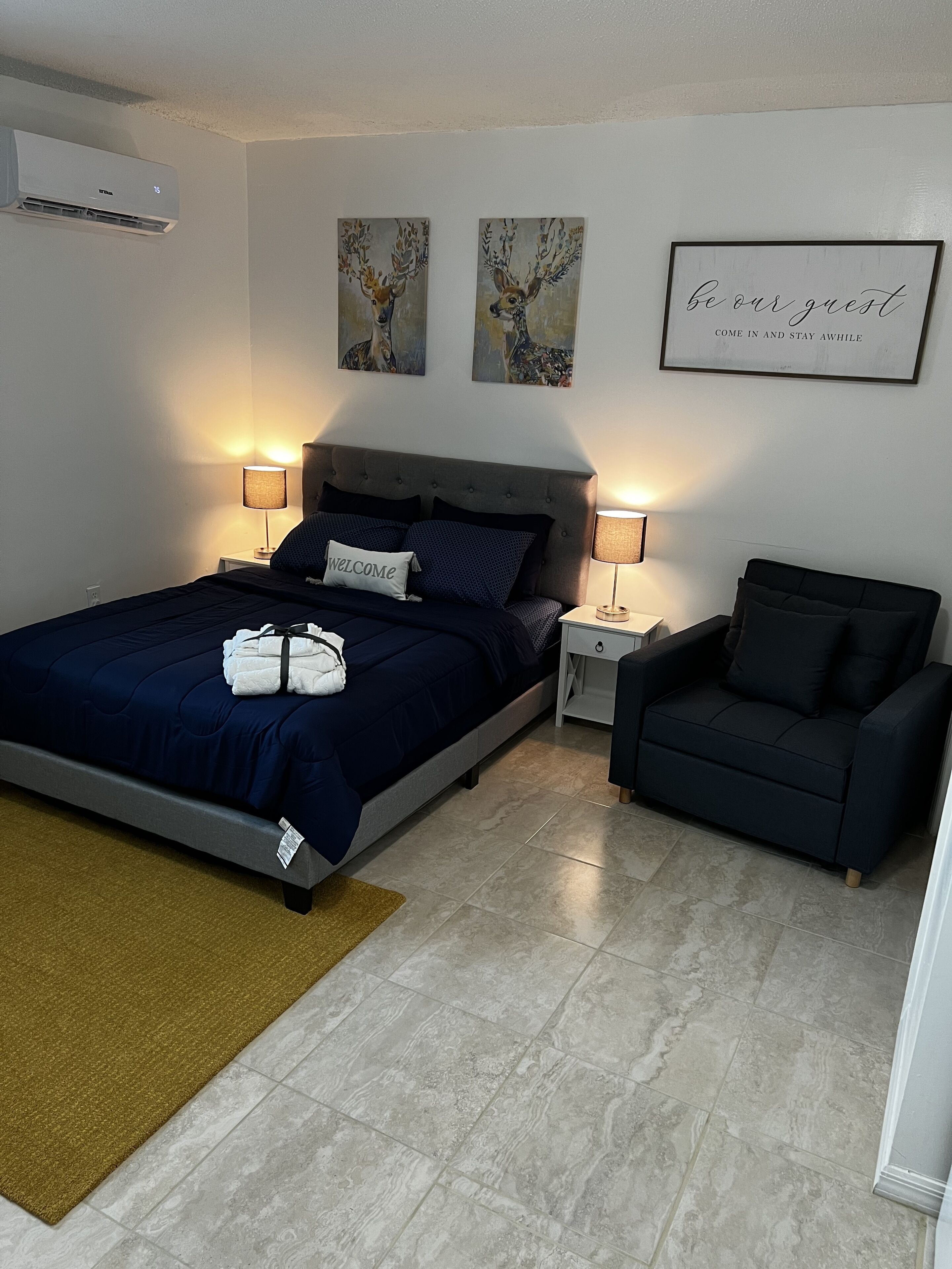 Remodeled studio apartment centrally located