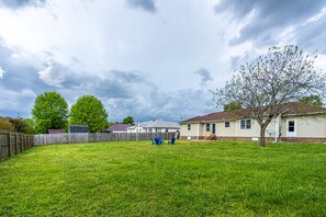 Exterior - NEW! Fully stocked luxury home 5 min to I-65/I-72. (Athens)