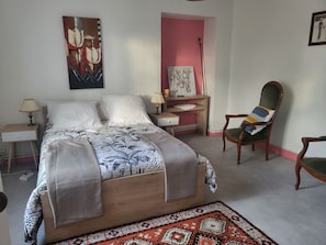 3 Schlafzimmer, Bügeleisen/Bügelbrett, Reisekinderbett, kostenloses WLAN