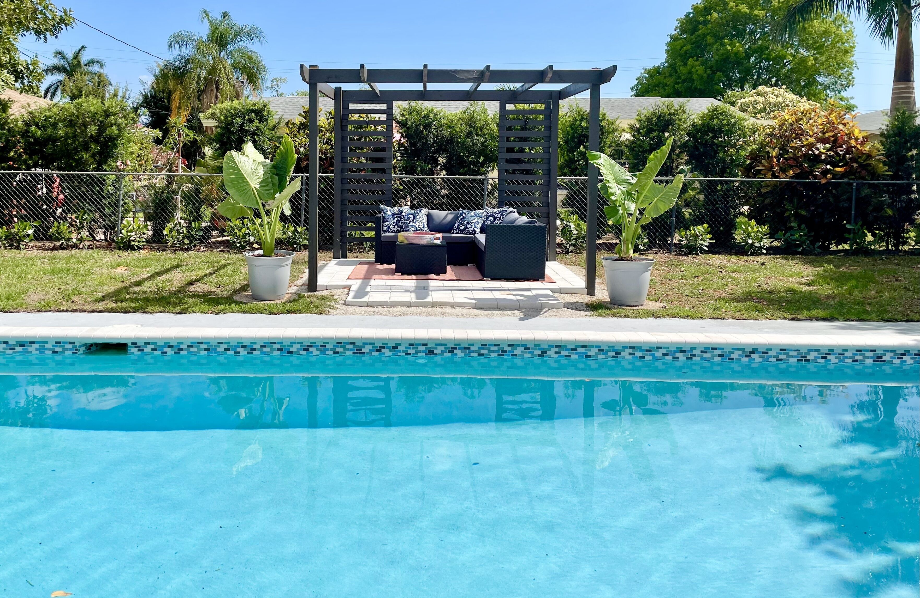 ALL NEW, Modern Spacious Home With Private Pool