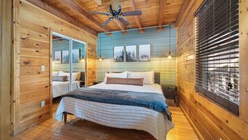 4 habitaciones, escritorio, tabla de planchar con plancha y wifi gratis