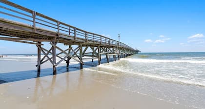 B · Brand New 4Br Steps to Beach 2nd Pier King Beds #B