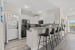 Fridge, microwave, oven, stovetop - E · 4BR King Size Beds Steps to Beach Ground Level #E (Myrtle Beach)