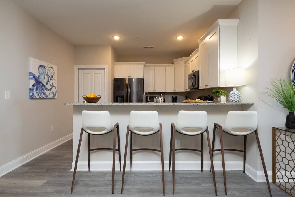 雪櫃、微波爐、焗爐、爐具