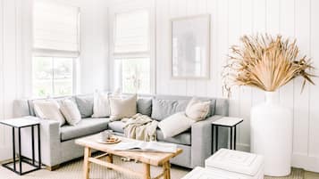Family Cottage, 2 Bedrooms, Non Smoking | Living area