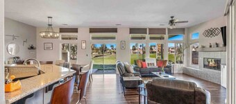 Lavish Desert Retrea · Lavish Desert Retreat - Pool/Spa - 2mi Coachella