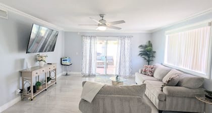 Luxury Modern Escape · Luxury Modern Escape W/ Pool!!!