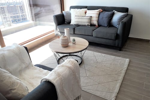 Family Apartment, 2 Bedrooms, Mountain View (B) | Living area