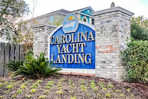 A sign for Carolina Yacht Landing.