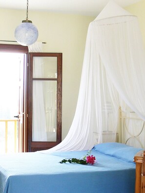 4 bedrooms, WiFi - Our goal is to offer you the feeling of being in your own home! (Σύβοτα)